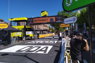 La ligne d'arrivée est déjà en place  - Tour de France 2019