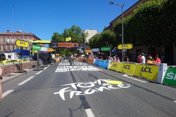 La ligne d'arrivée est déjà en place - Tour de France 2019